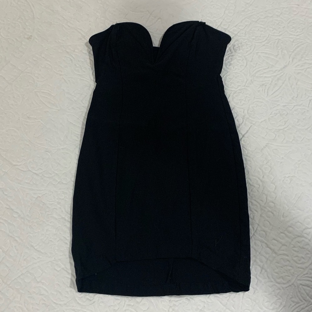 Strapless deep V cut mini dress